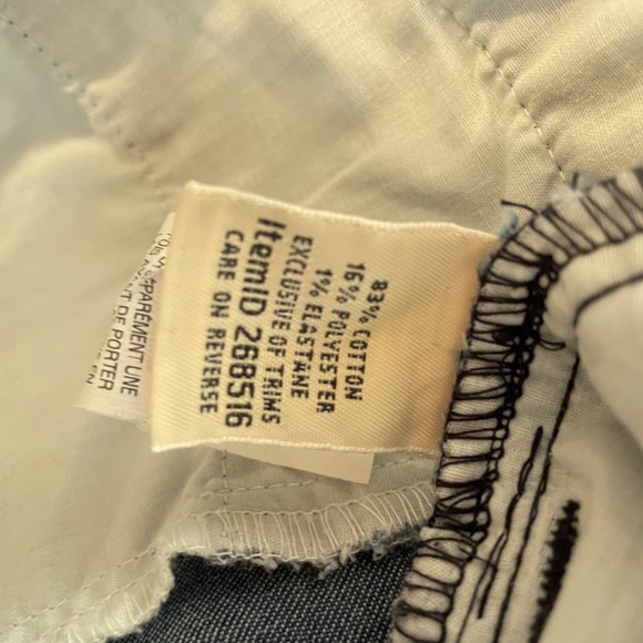 LL Bean Womens Classic Fit Denim Capri Pant Size 14 - Picture 9 of 10